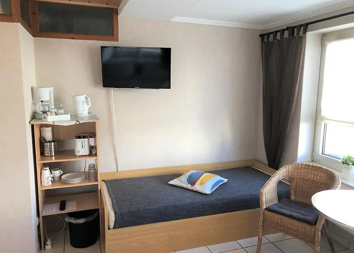 Gaestehaus Doll בית הארחה 3*